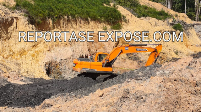 2 Unit excavator di tangkap Tim Polda Kaltim di Kutai Barat, saat melakukan kegiatan penambangan ilegal (Koridor)