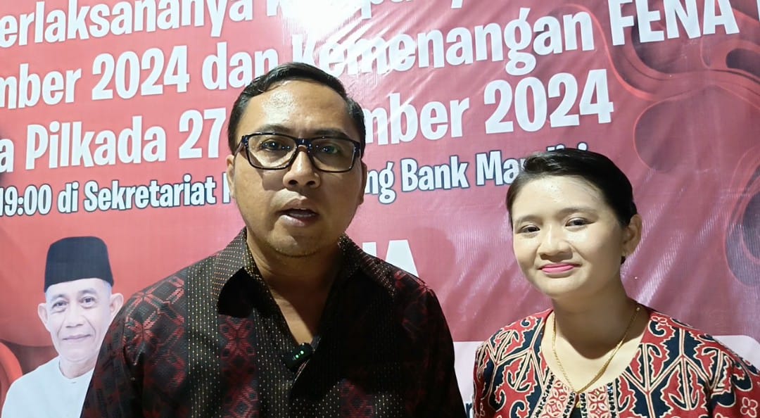 Calon bupati Kutai Barat Bupati terpilih, Frederick Edwin bersama istri, Maria Christina Mozes di acara syukuran atas kemenangan pada Pilkada 2024