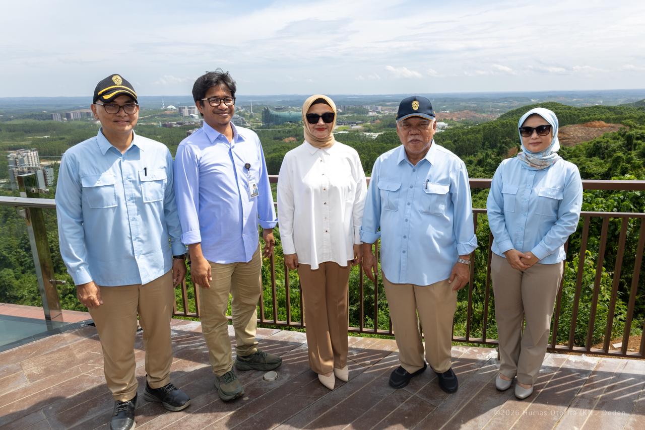 Staf Khusus Wakil Presiden RI, Tina Talisa, meninjau Kawasan Inti Pusat Pemerintahan (KIPP) Nusantara, Senin (20/1/2026), untuk memastikan kesiapan Ibu Kota Nusantara sebagai pusat perkantoran kementerian dan lembaga negara sekaligus mendukung pengembangan ekowisata dan energi bersih di kawasan tersebut.