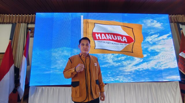 Ketua Panitia Muscab IV Kabupaten Kutai Barat, Rull Riskha Risandhie, yang juga anggota DPRD Kutai Barat, saat memantau langsung persiapan pelaksanaan Muscab IV di Hotel Sidodadi, Barong Tongkok, Jumat (13/2/2026). Penulis: Johansyah