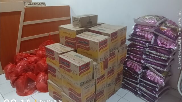 Pemerintah Kabupaten Kutai Barat menyalurkan bantuan logistik kepada warga Kecamatan Bentian Besar yang terdampak banjir sebagai bentuk kepedulian dan respons cepat penanganan bencana. Kamis (9/4/2026) Penulis: Johansyah