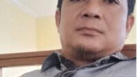 Keterangan Foto: Petinggi Kampung Bentas, Kecamatan Siluq Ngurai, Kabupaten Kutai Barat, Abet Nego, saat menyampaikan keterangan terkait dugaan masuknya fasilitas umum dan permukiman warga ke dalam wilayah HGU PT Aneka Reksa International (PT ARI). Senin (18/5/2026) Penulis: Johansyah