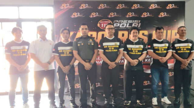Kapolres Kutai Barat, AKBP Boney Wahyu Wicaksono, saat menghadiri pembukaan Turnamen Biliar Kapolres Cup 9 Ball. AKBP Boney menegaskan bahwa Polri terus berupaya menjadi katalisator bagi kemajuan kualitas SDM di Kubar melalui pembinaan jalur olahraga. Rabu (24/6/2026) Penulis: Johansyah.