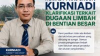 Keterangan Foto: Humas PT Kalimantan Agro Sukses (KAS) Group, Kurniadi, saat memberikan klarifikasi terkait dugaan pencemaran sungai. Ia menegaskan bahwa penentuan sumber pencemaran harus didasarkan pada hasil pemeriksaan dan verifikasi objektif, bukan semata-mata berdasarkan kondisi visual maupun informasi yang beredar di masyarakat. Penulis: Johansyah